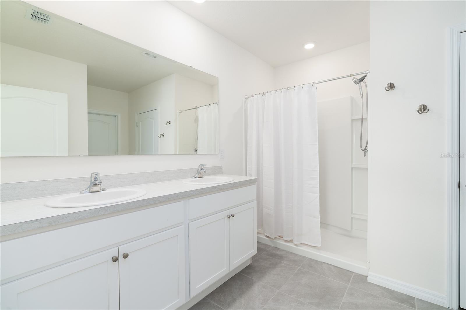 COASTAL WOODS - Residential