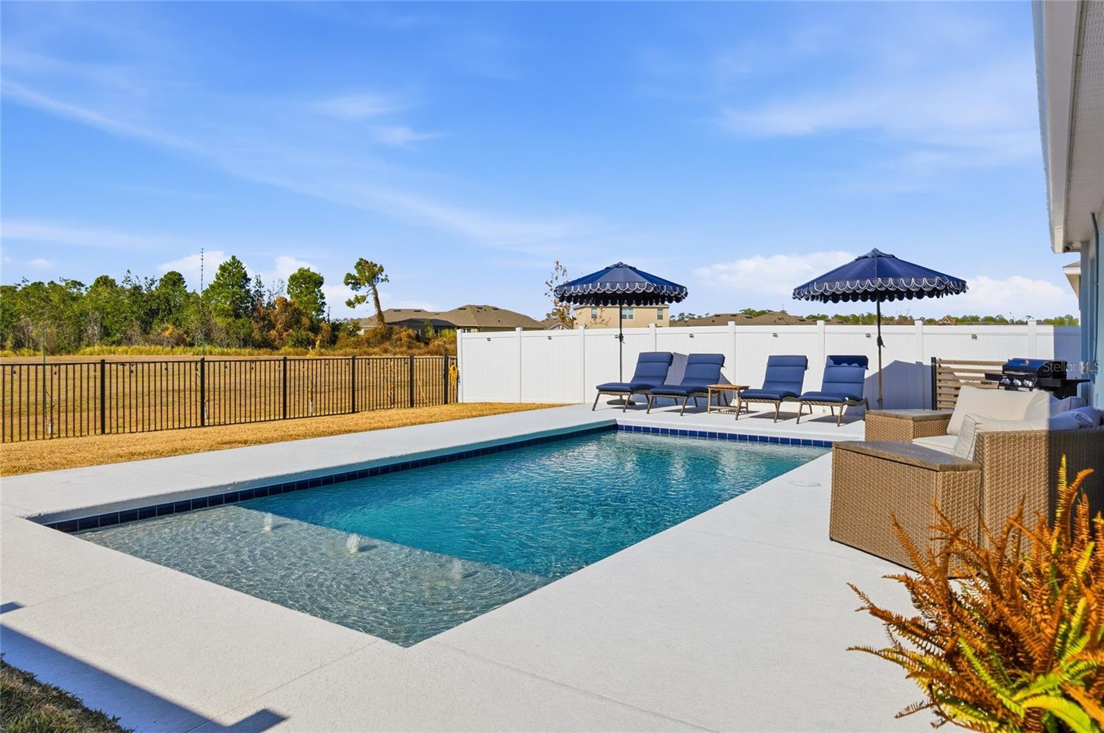 COASTAL WOODS - Residential