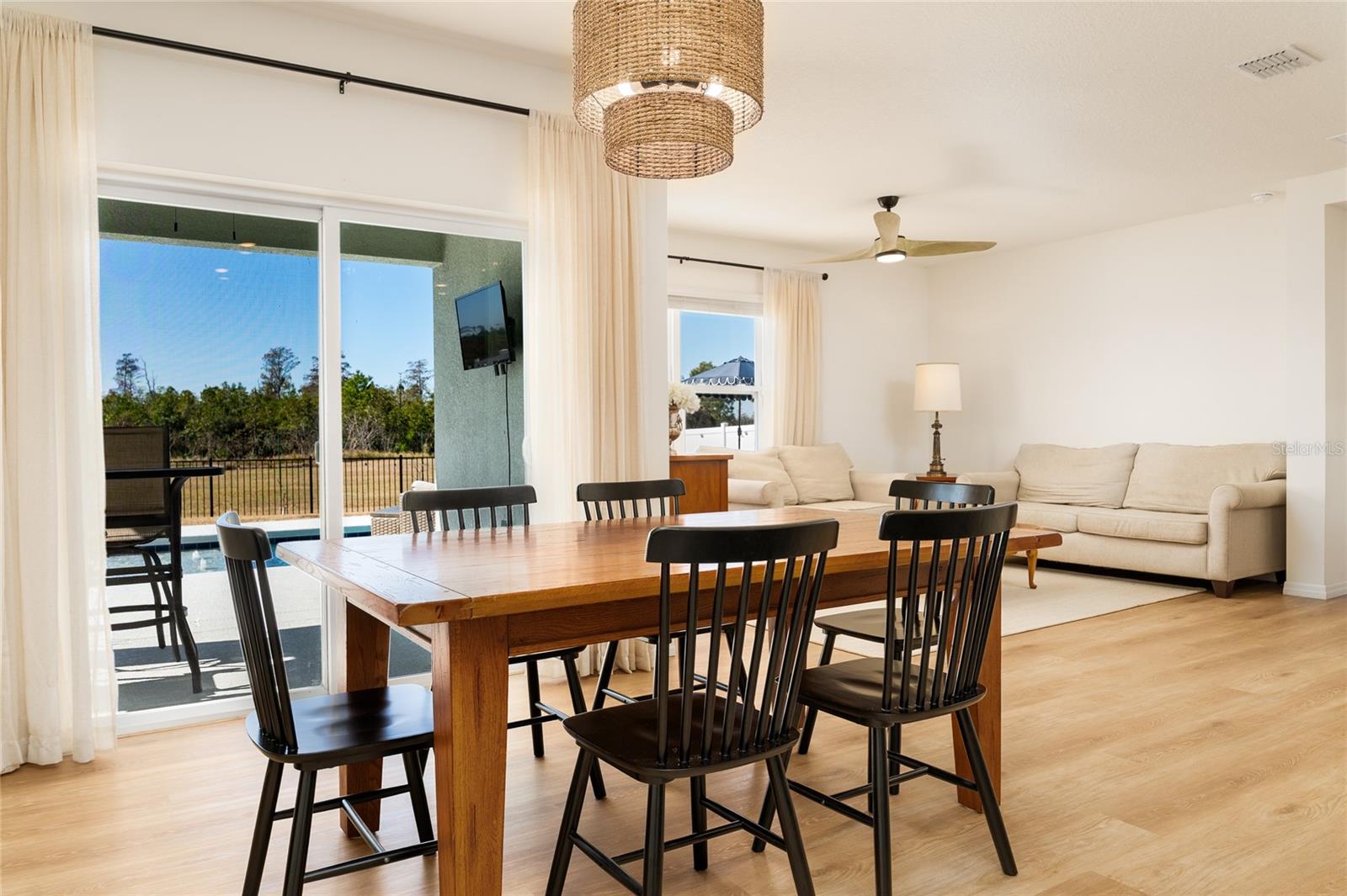 COASTAL WOODS - Residential