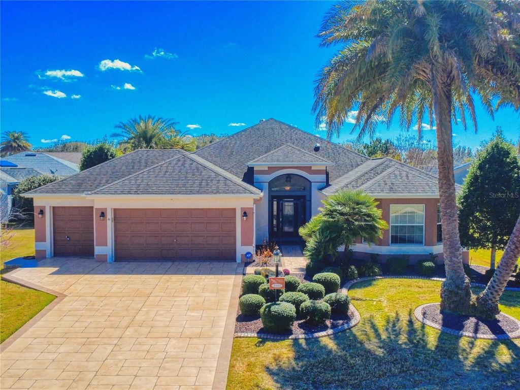 Photo of 2450 Carriage Hill Way, The Villages, FL 32162 (MLS # G5109239)