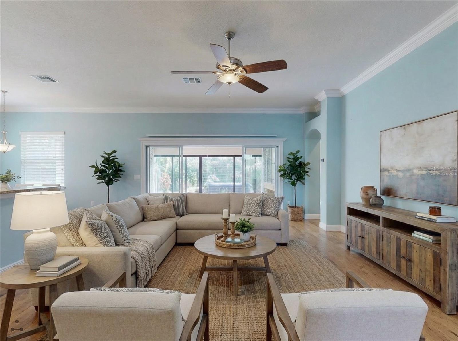 2450 CARRIAGE HILL WAY