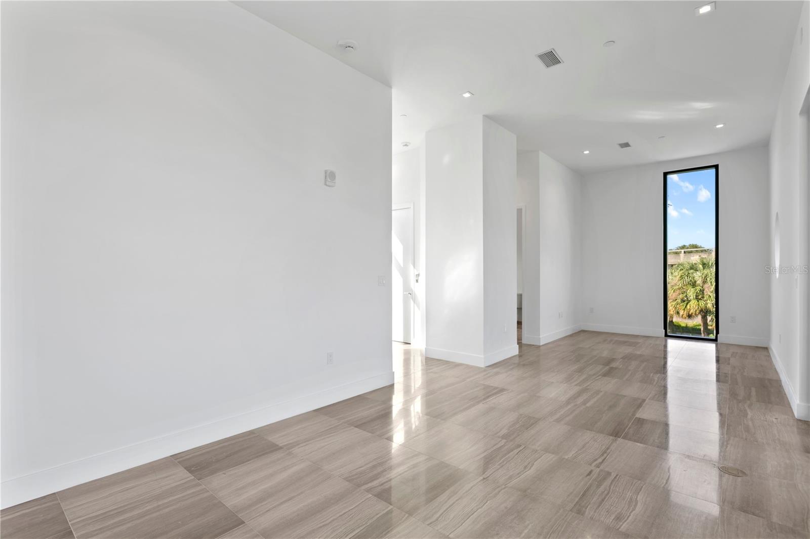 RITZ-CARLTON RESIDENCES - Residential