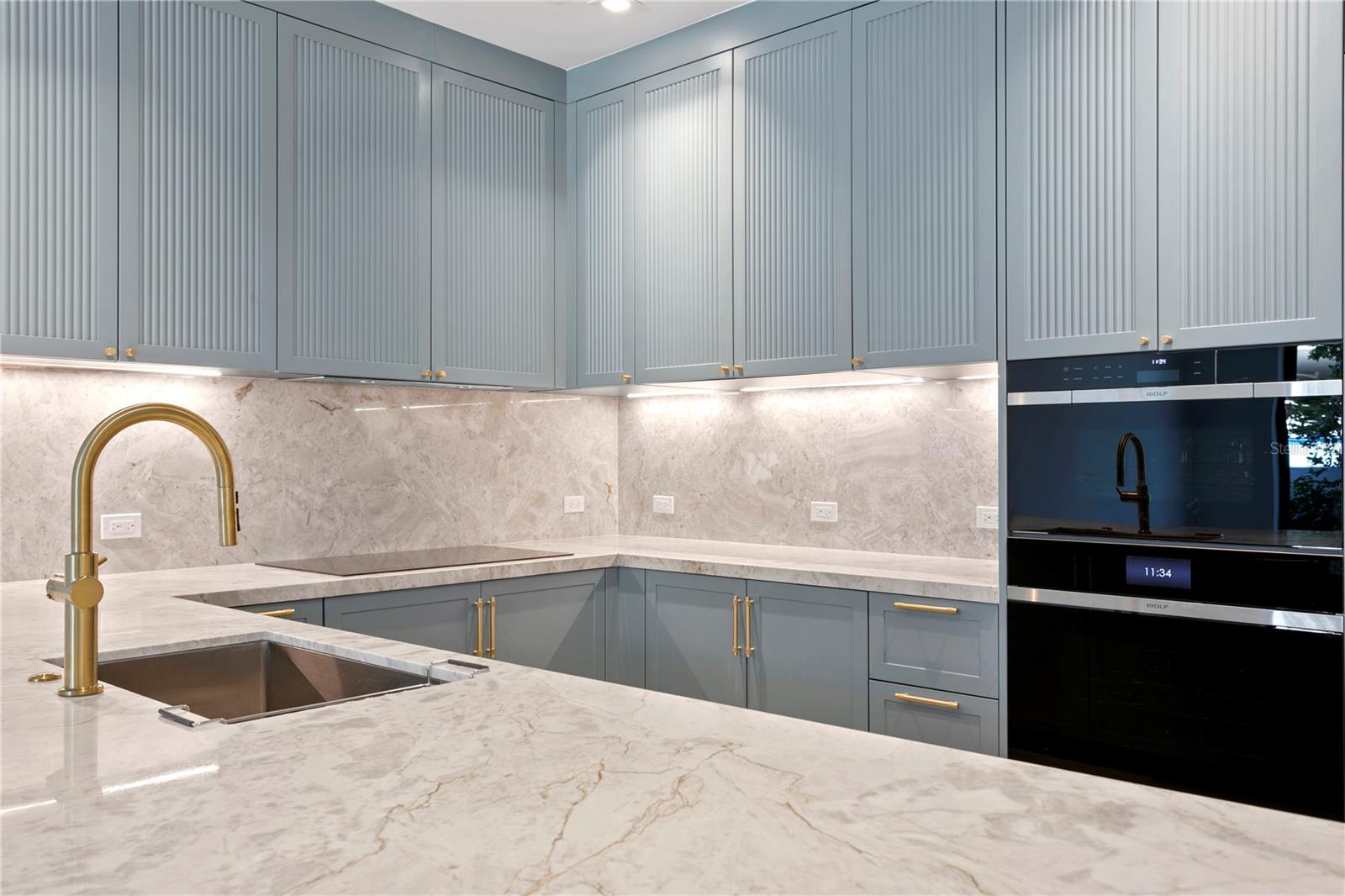 RITZ-CARLTON RESIDENCES - Residential