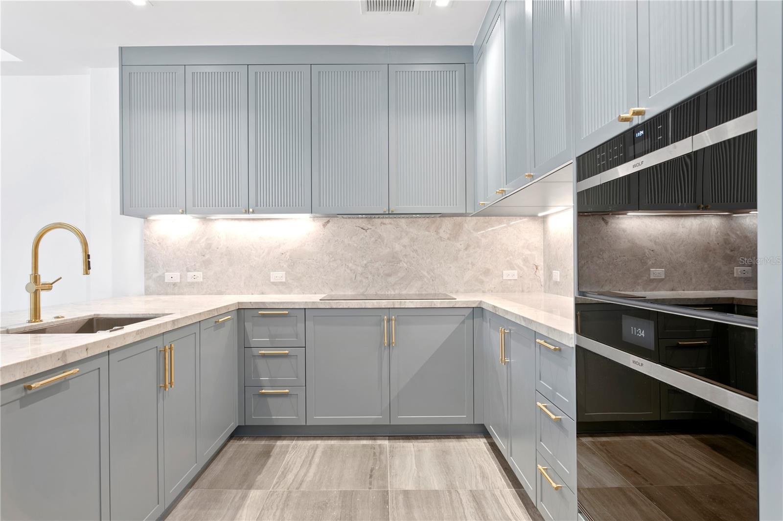 RITZ-CARLTON RESIDENCES - Residential