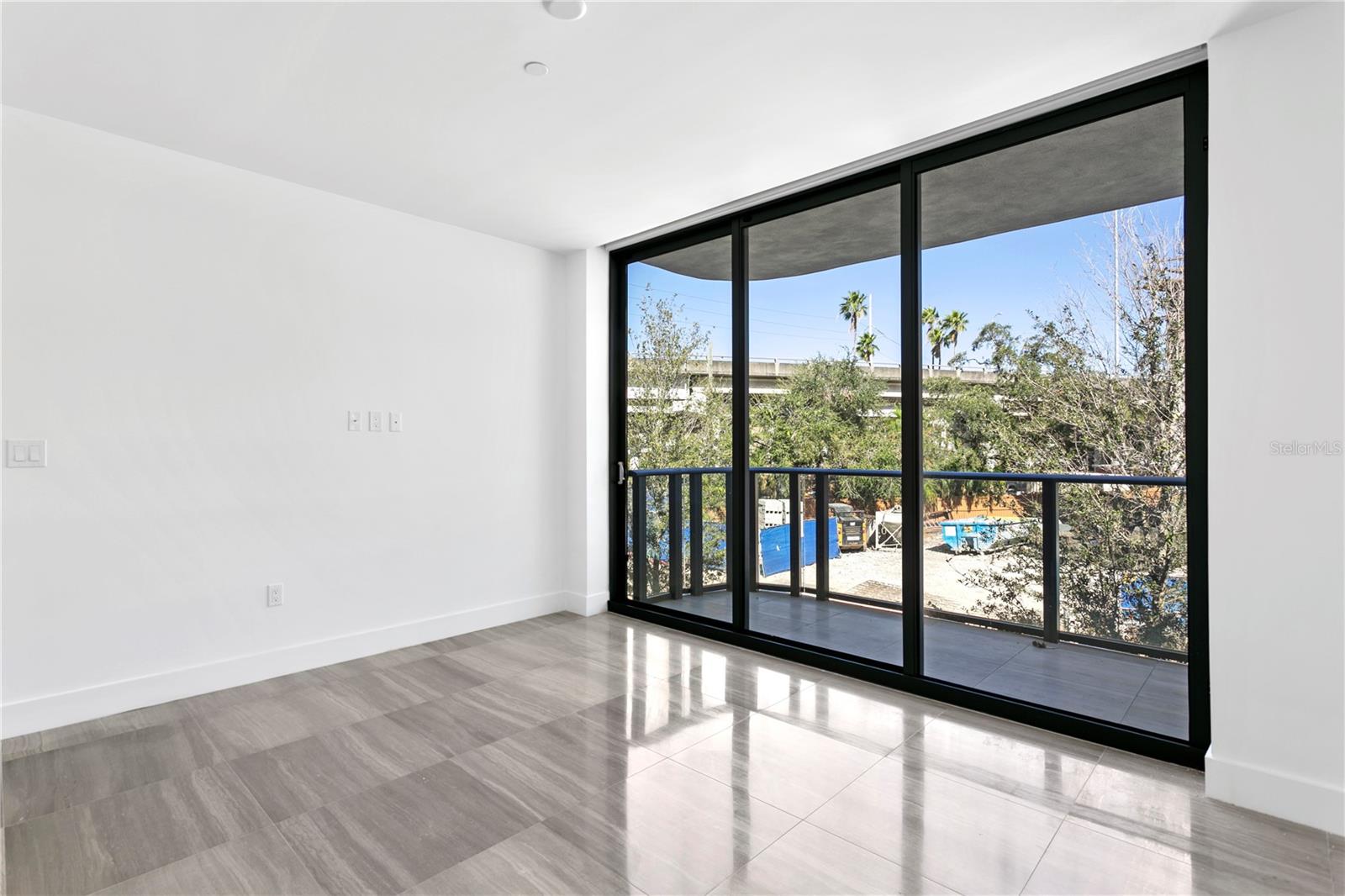 RITZ-CARLTON RESIDENCES - Residential