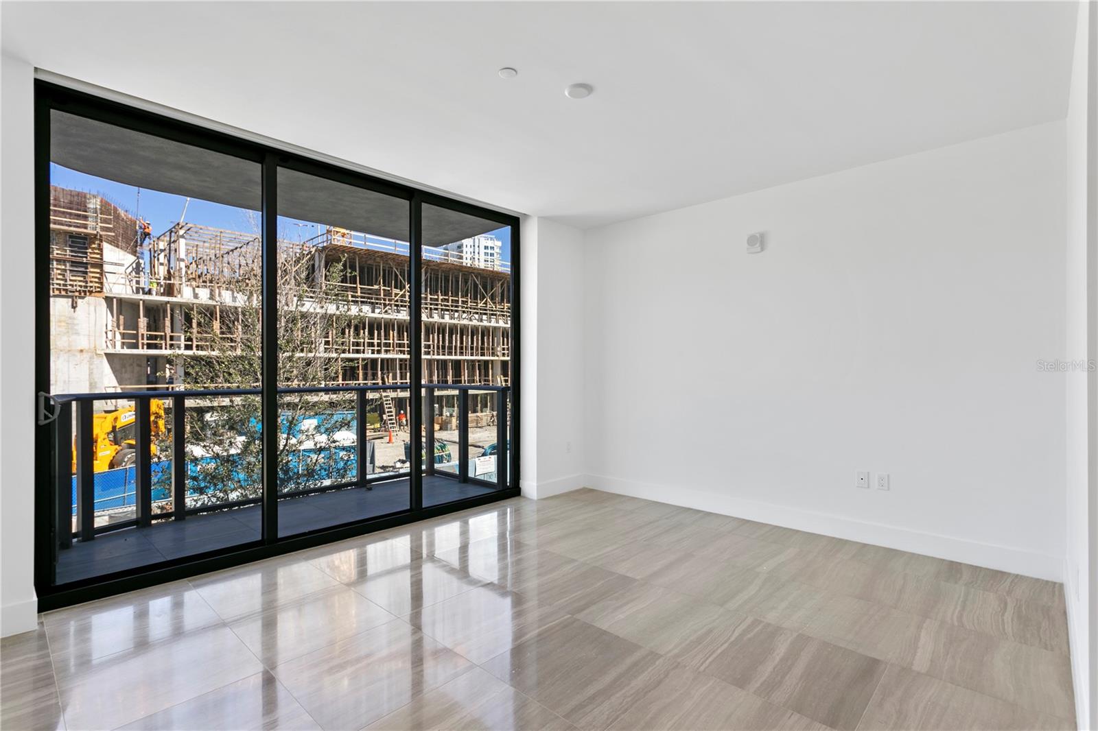 RITZ-CARLTON RESIDENCES - Residential