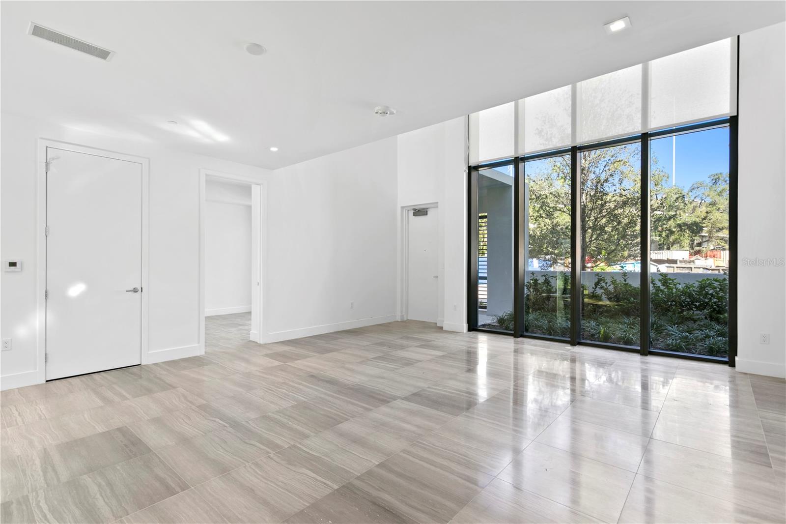 RITZ-CARLTON RESIDENCES - Residential