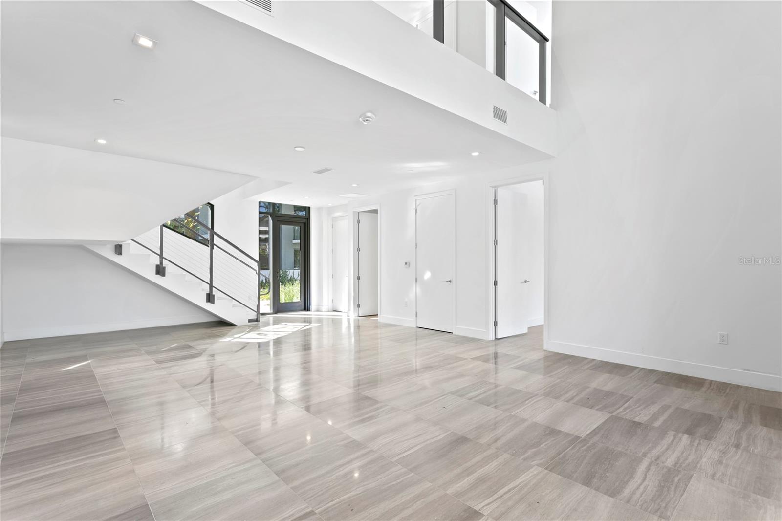 RITZ-CARLTON RESIDENCES - Residential