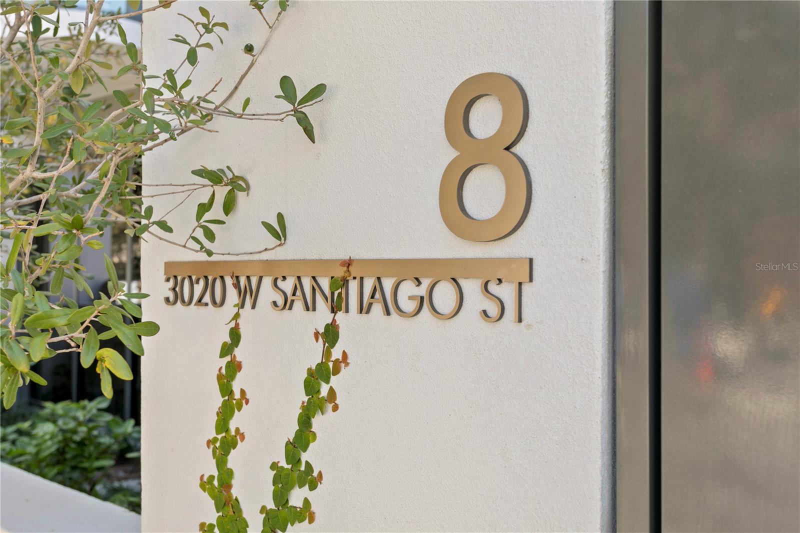 RITZ-CARLTON RESIDENCES - Residential