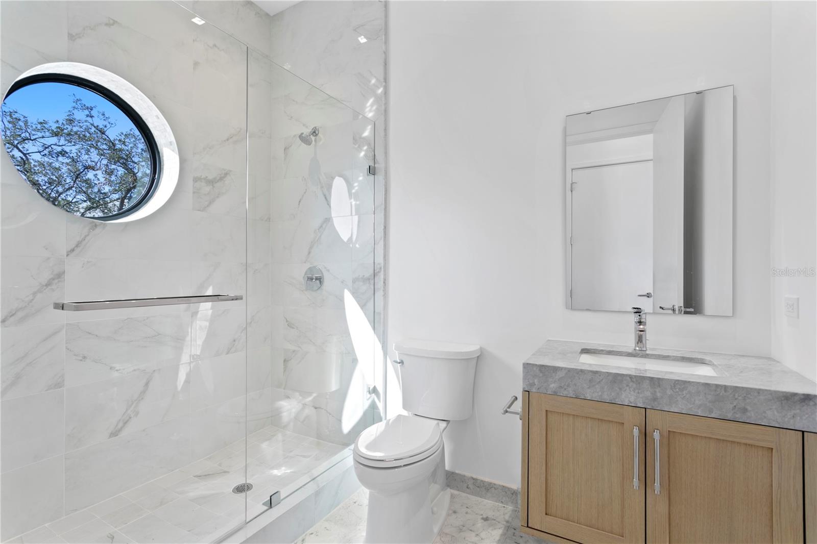 RITZ-CARLTON RESIDENCES - Residential