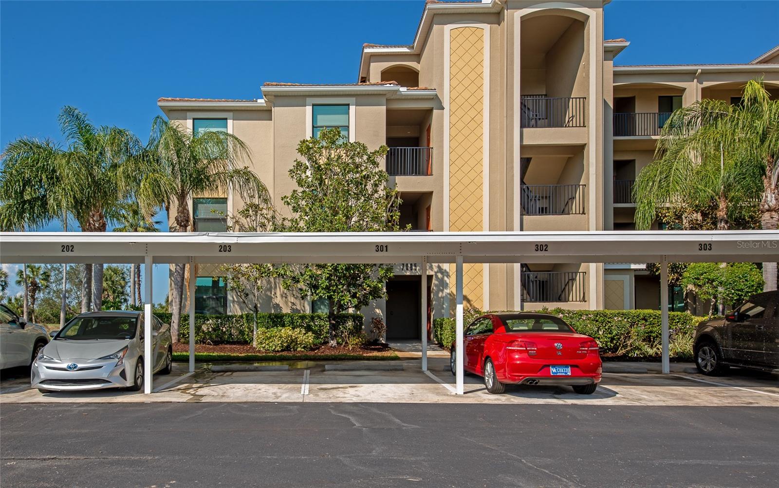 7005 RIVER HAMMOCK DRIVE 301