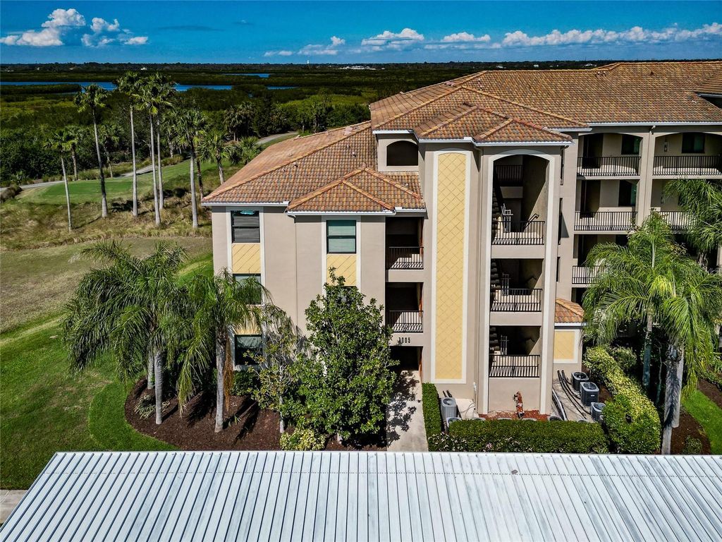 34212 - Bradenton community | Sarasota Real Estate 16 Photo of 7005 River Hammock Drive #301, Bradenton, FL 34212 (MLS # A4670343)