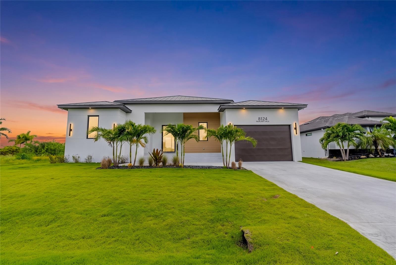 8124 TECUMSEH CIRCLE