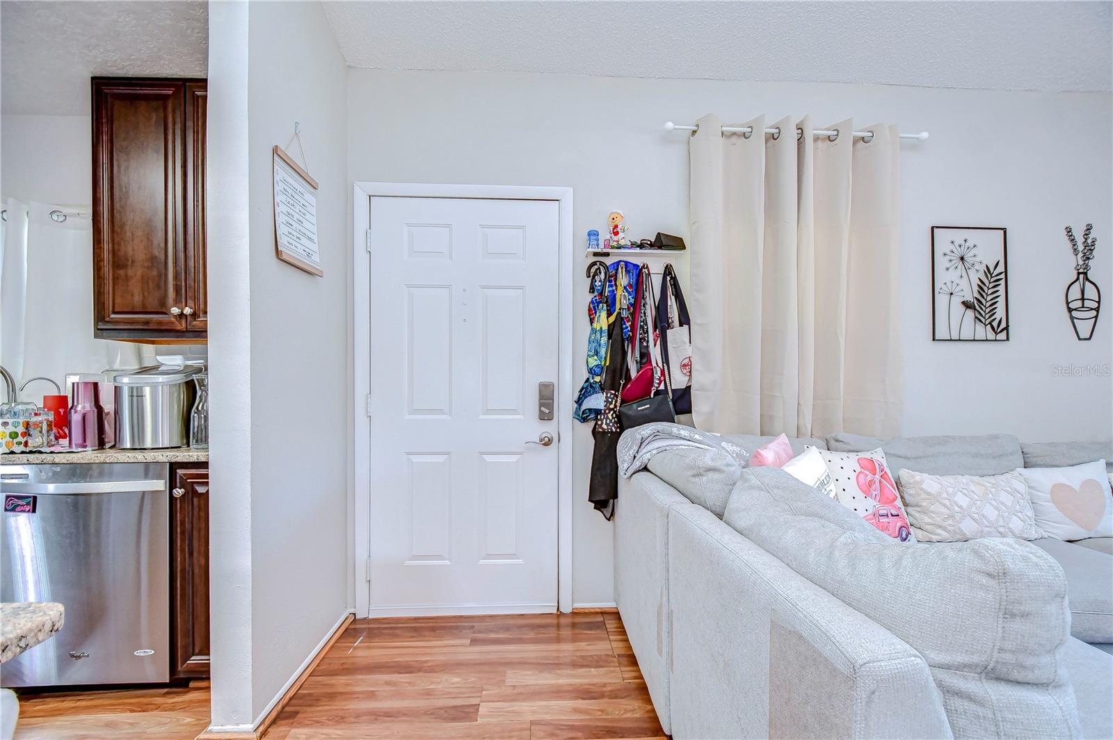 EASTWOOD SHORES 2 PH 1 - Residential Lease