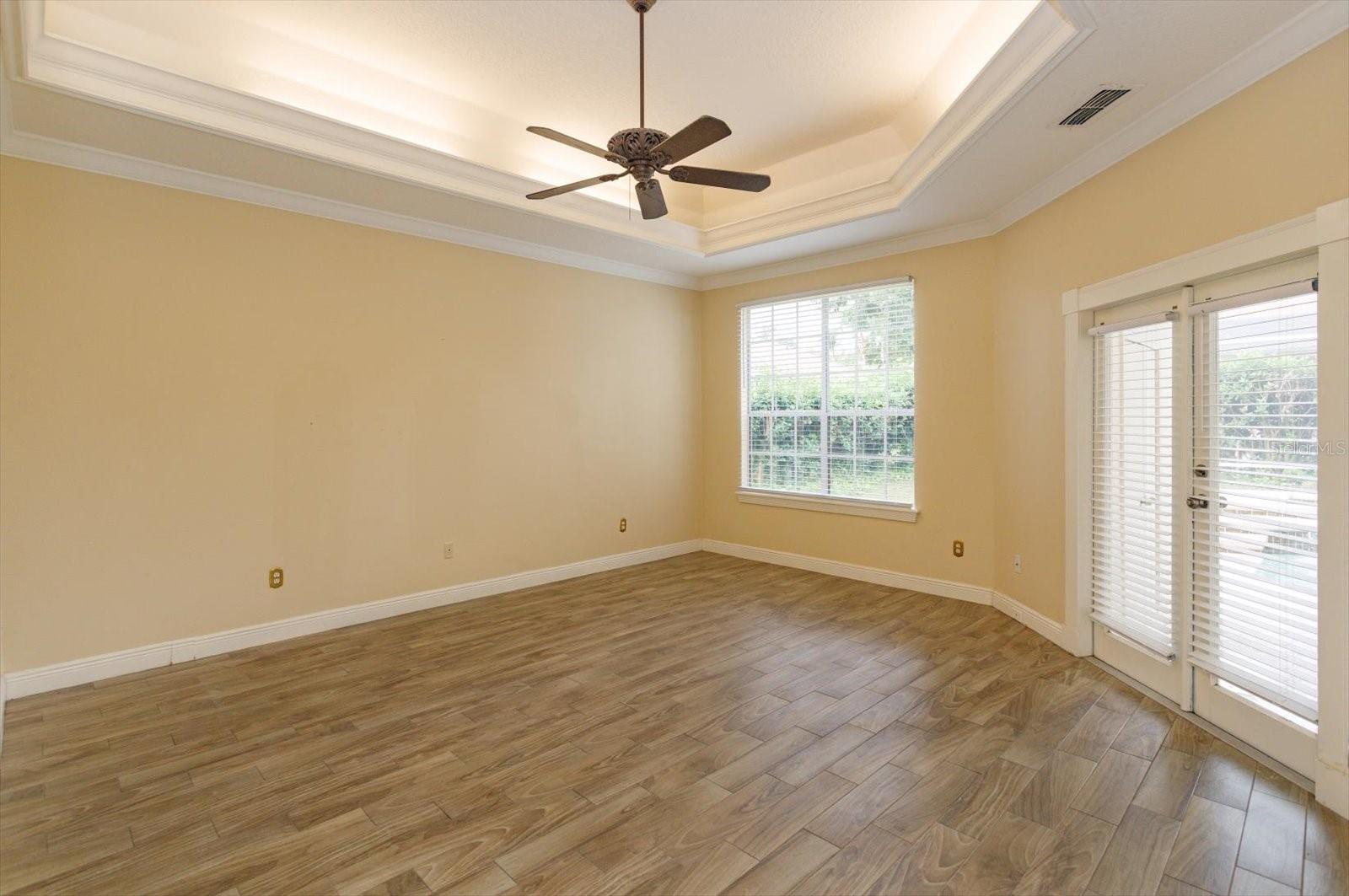 LAKE FOREST SEC 1 - Residential Lease