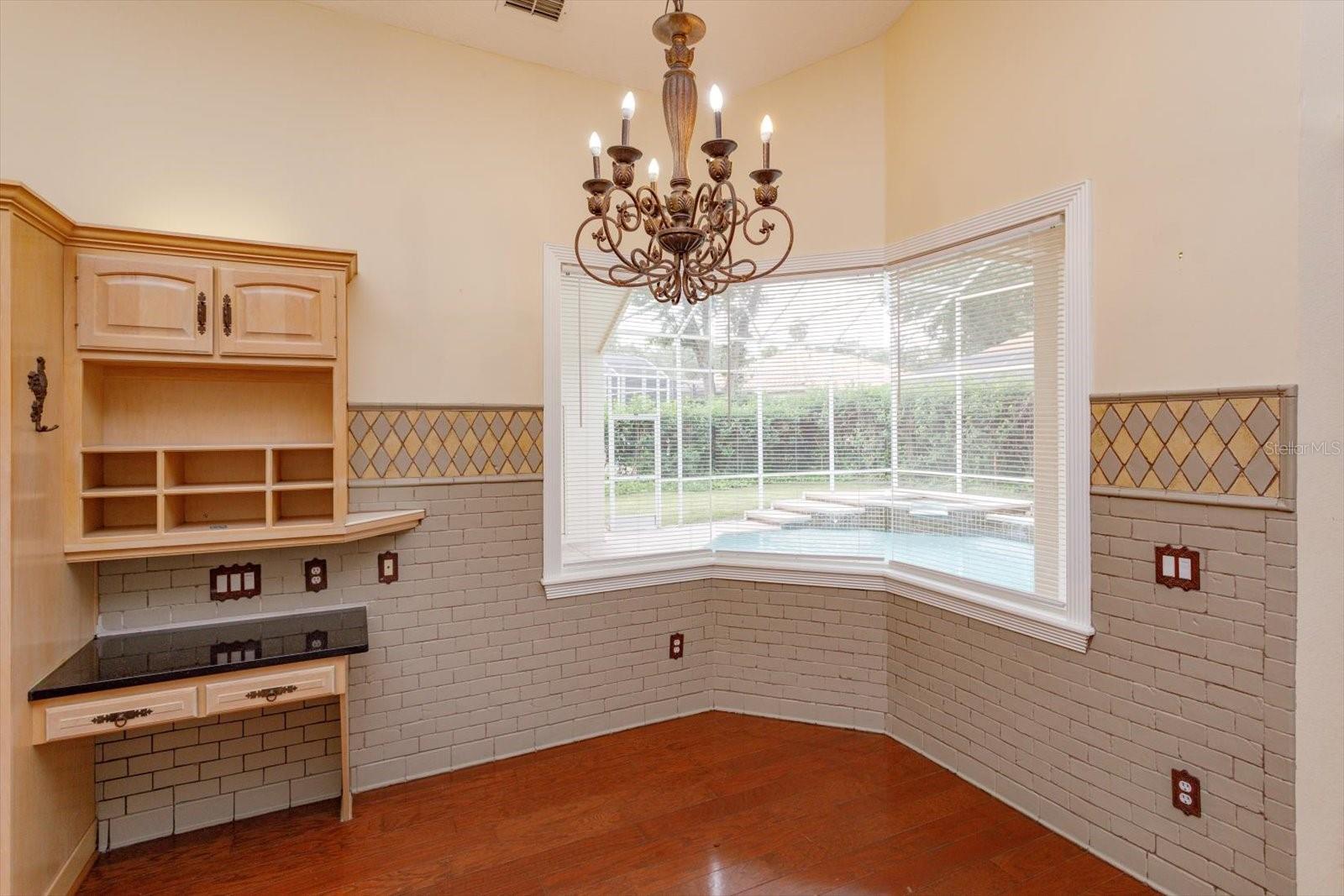 LAKE FOREST SEC 1 - Residential Lease