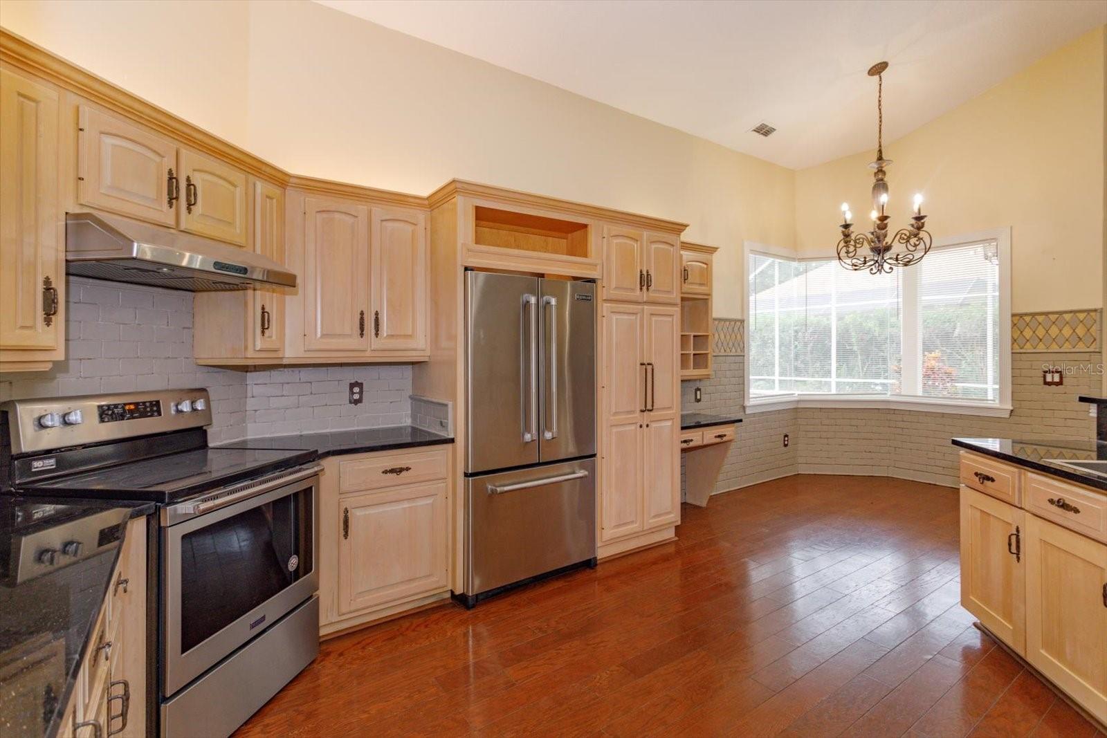 LAKE FOREST SEC 1 - Residential Lease