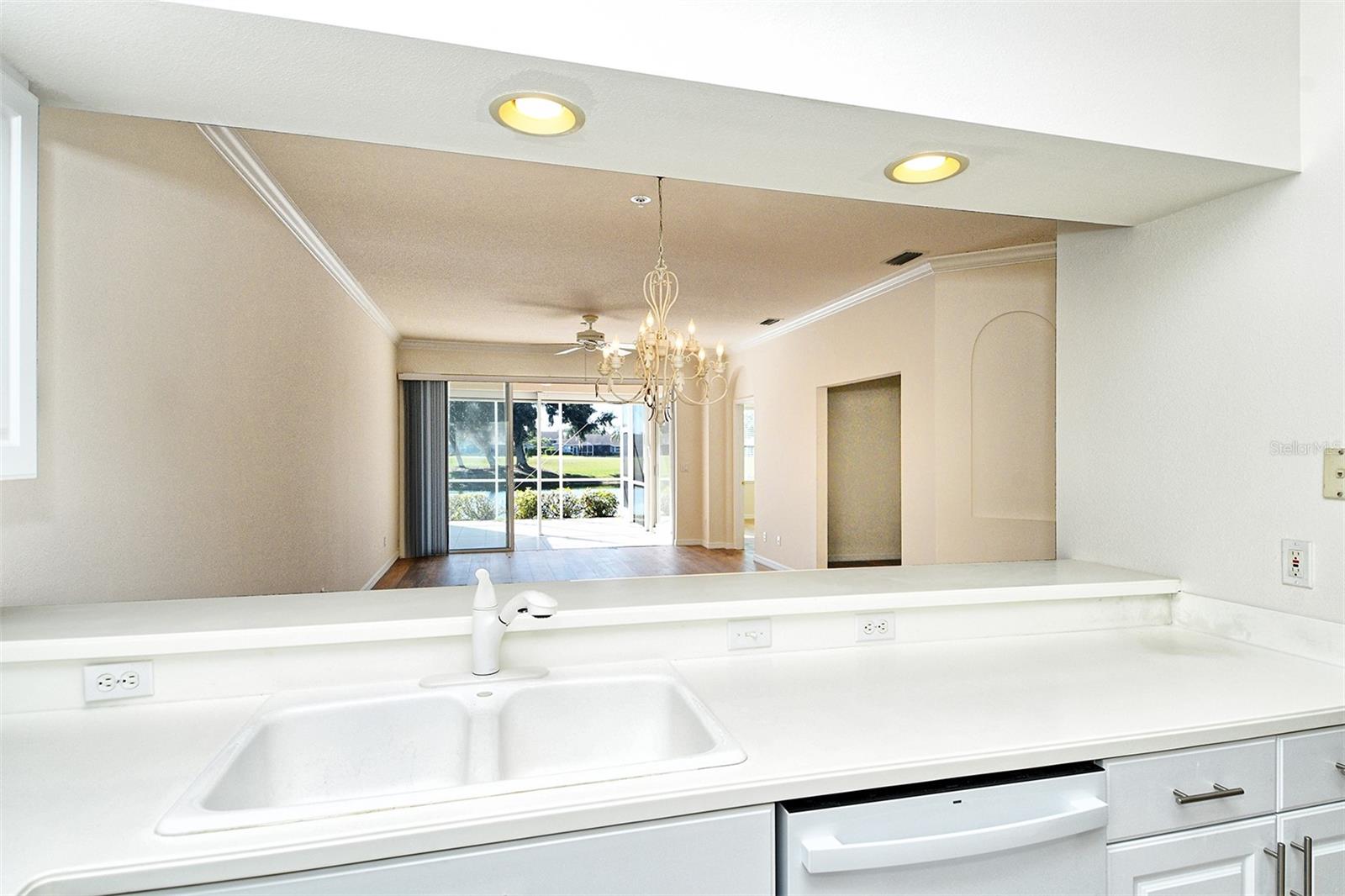 HERITAGE OAKS GOLF & COUNTRY CLUB - Residential