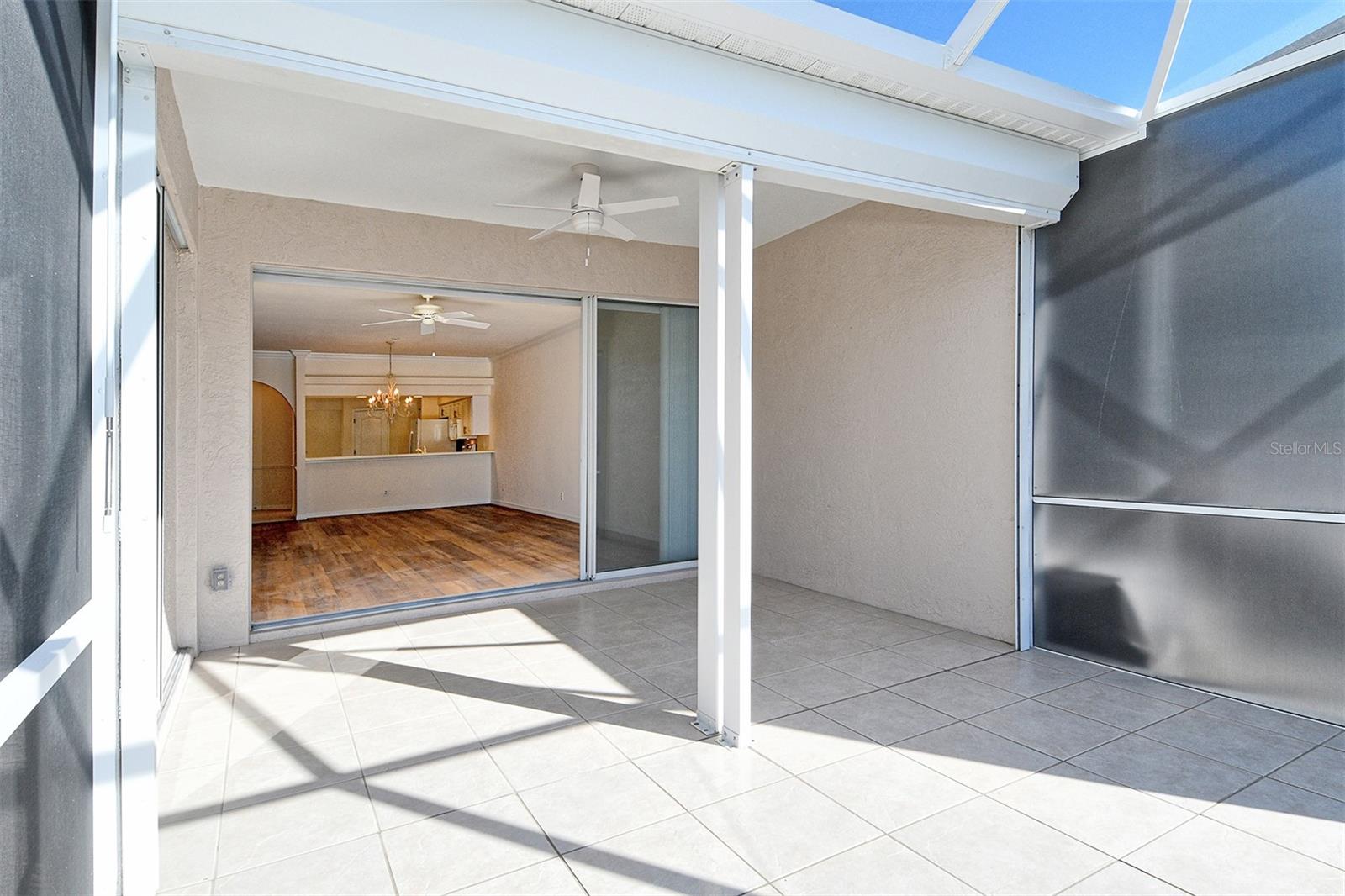 HERITAGE OAKS GOLF & COUNTRY CLUB - Residential