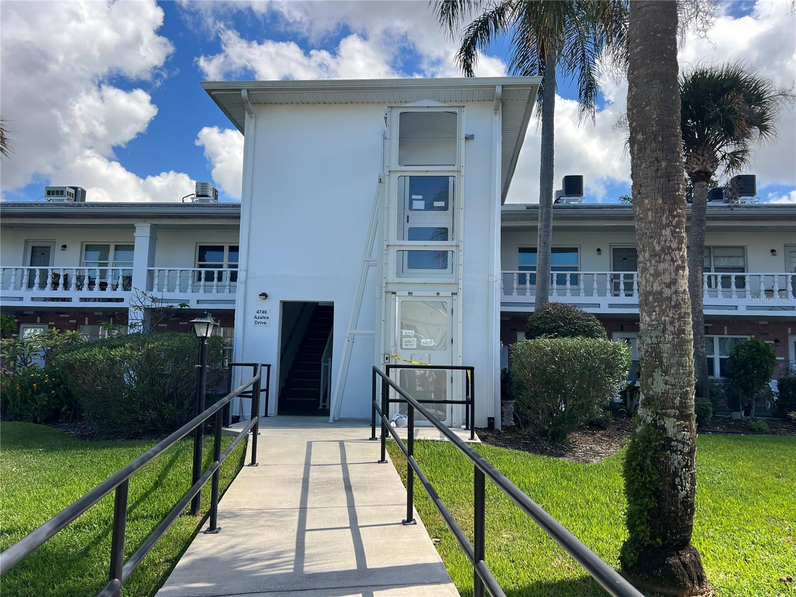 IMPERIAL EMBASSY CONDO - Residential