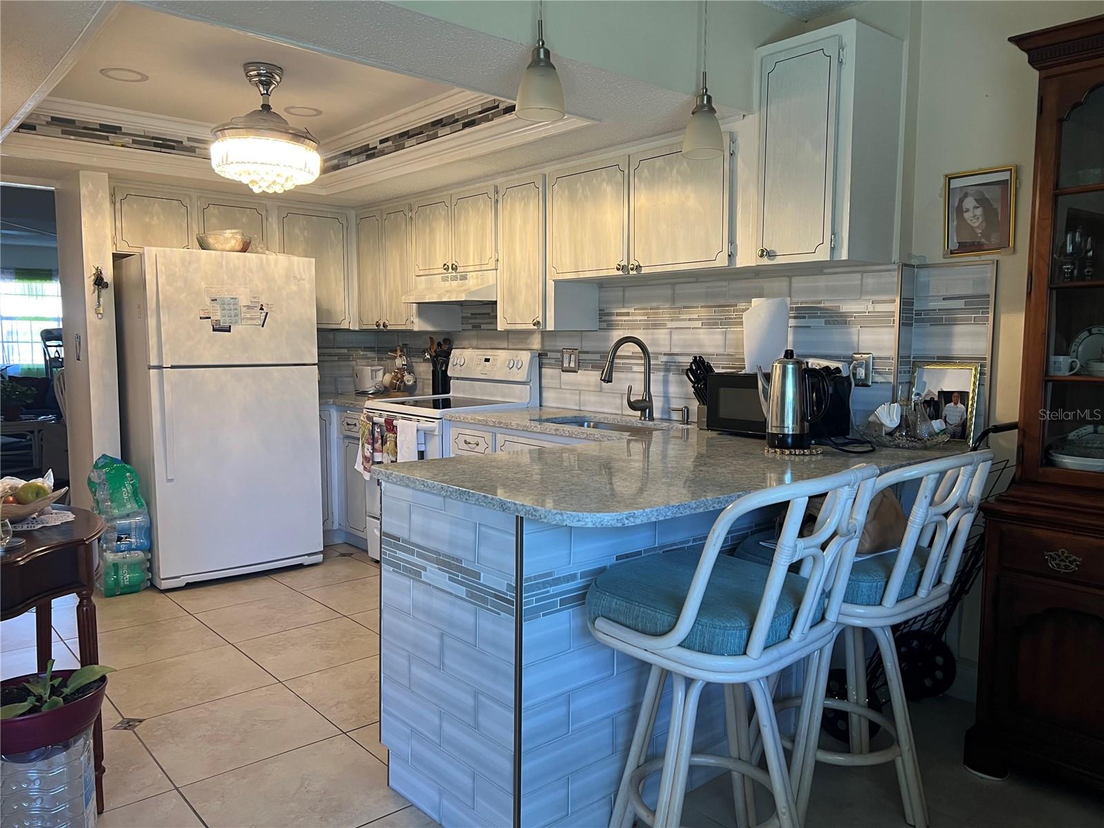 IMPERIAL EMBASSY CONDO - Residential