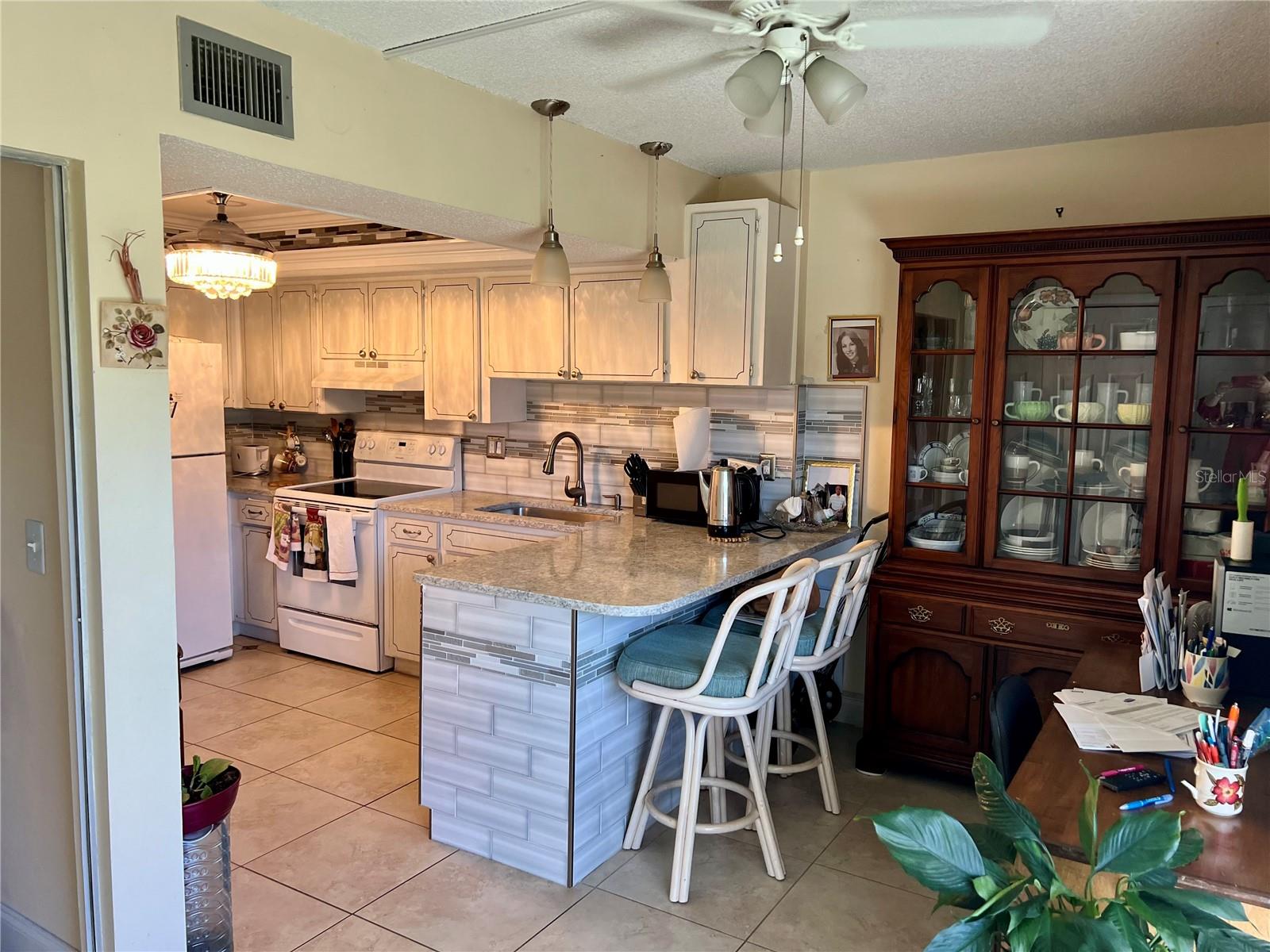 IMPERIAL EMBASSY CONDO - Residential