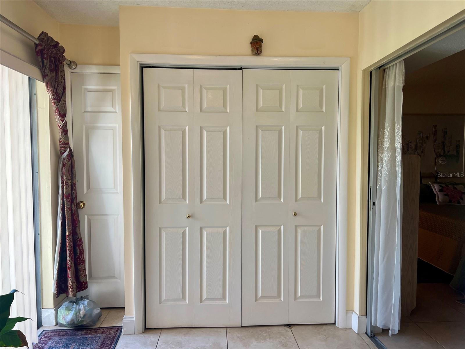 IMPERIAL EMBASSY CONDO - Residential