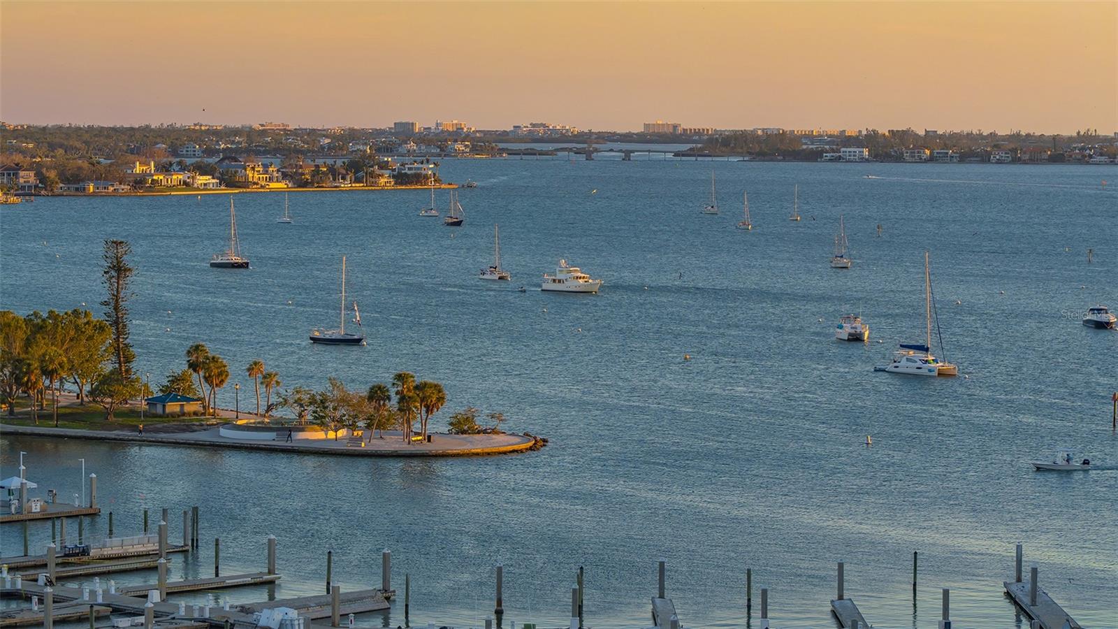 VUE SARASOTA BAY - Residential