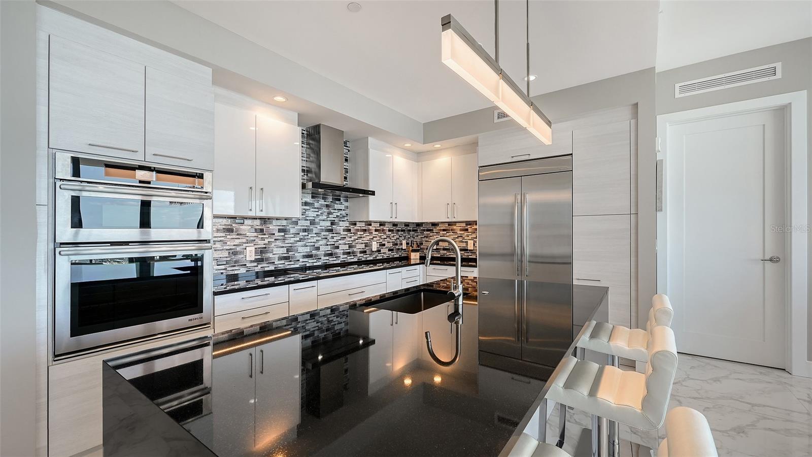 VUE SARASOTA BAY - Residential