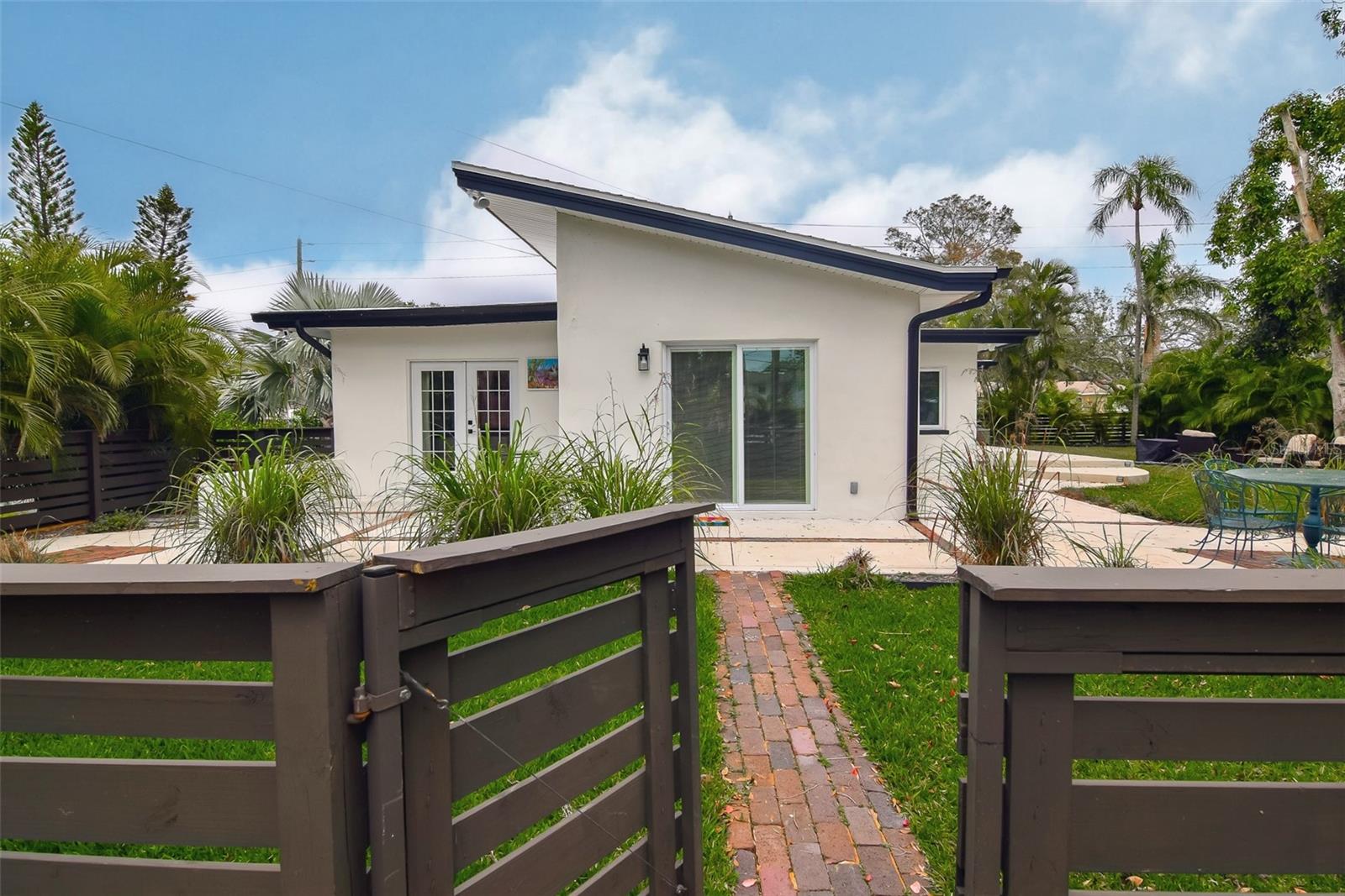 PASADENA ON THE GULF SEC B - Residential