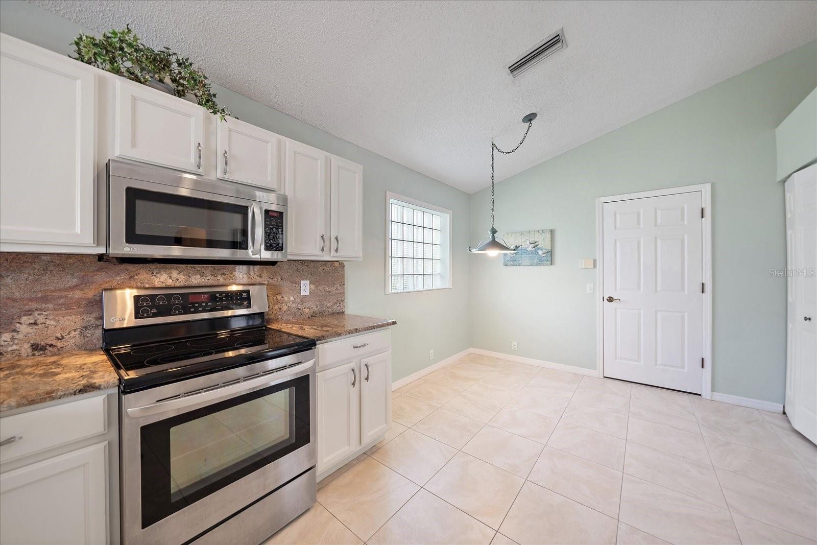 VILLAGE AT BEEKMAN PLACE 2 - Residential