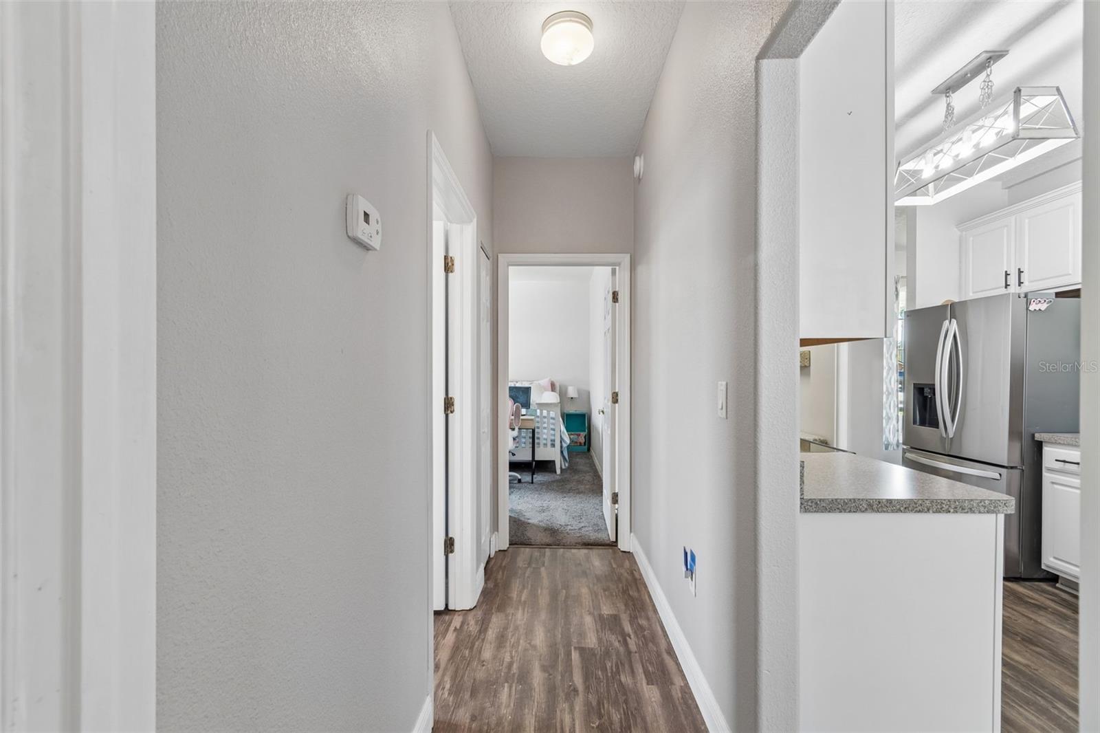 RIVERCHASE - Residential