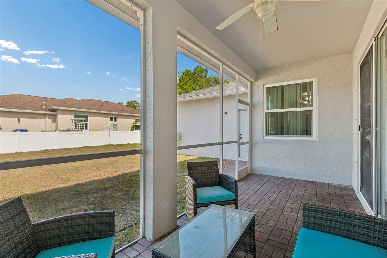 RIVERCHASE - Residential