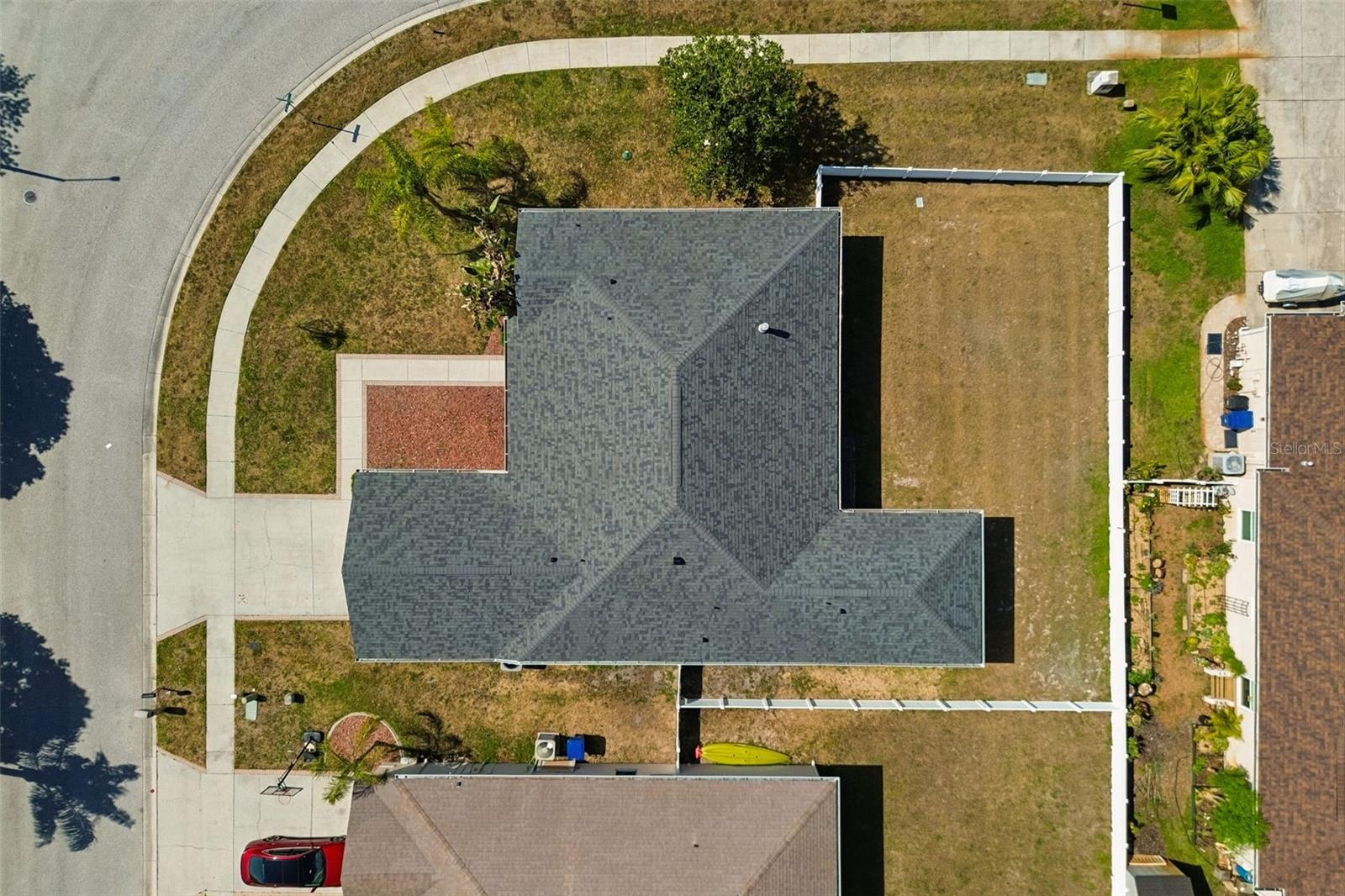 RIVERCHASE - Residential