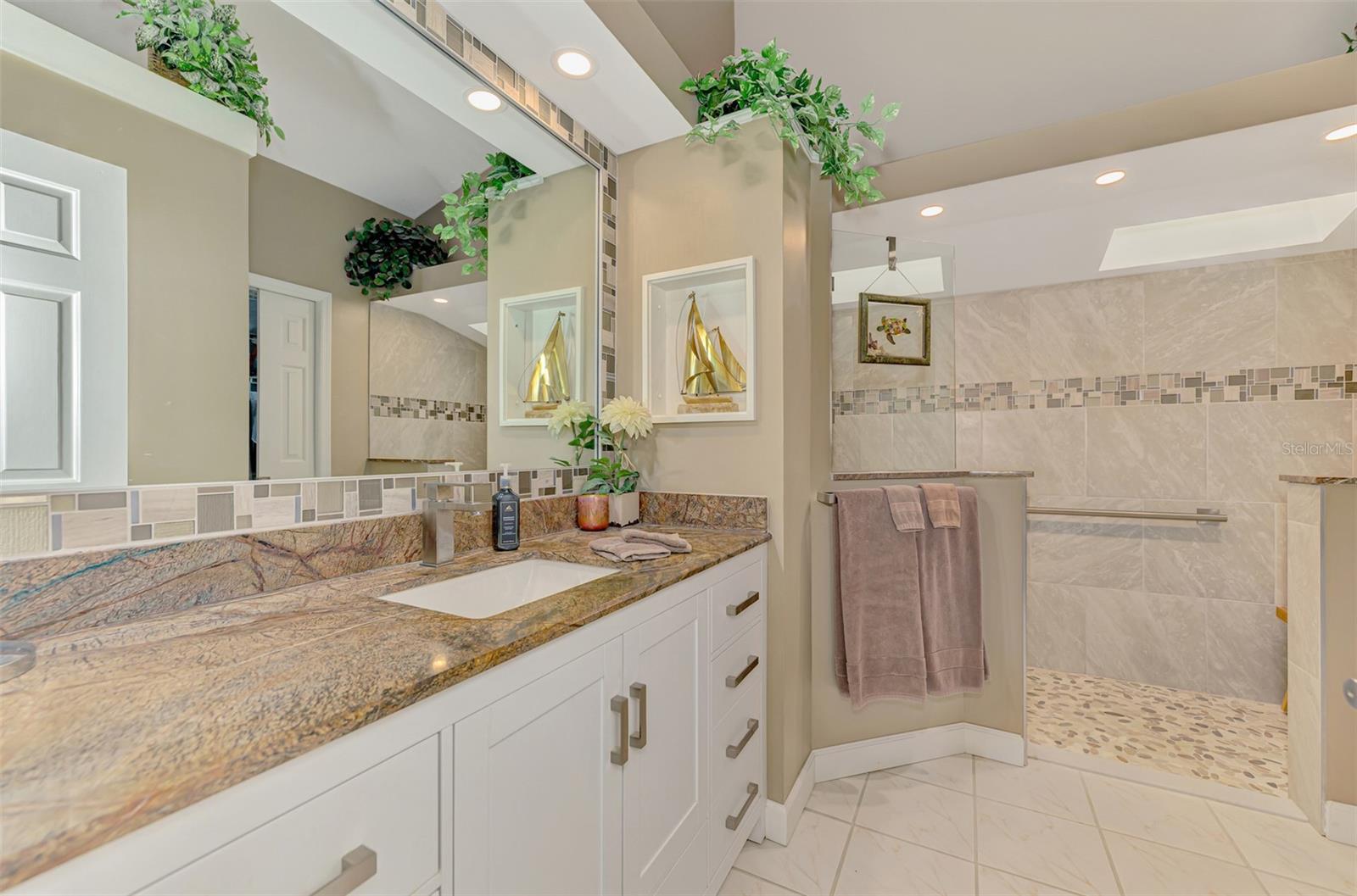 GULF VIEW ESTATES - Residential
