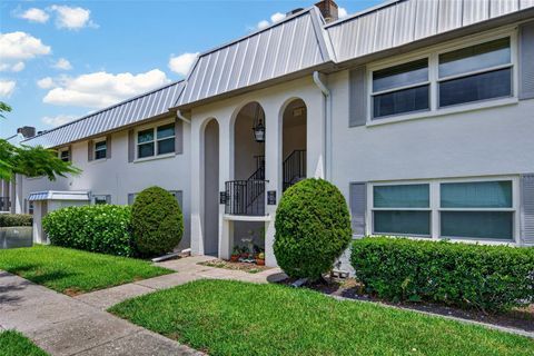 Photo of 5800 Hollywood Boulevard #112, Sarasota, FL 34231 (MLS # A4695217)