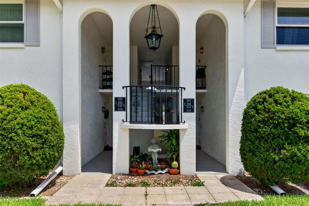Photo of 5800 Hollywood Boulevard #112, Sarasota, FL 34231 (MLS # A4695217)