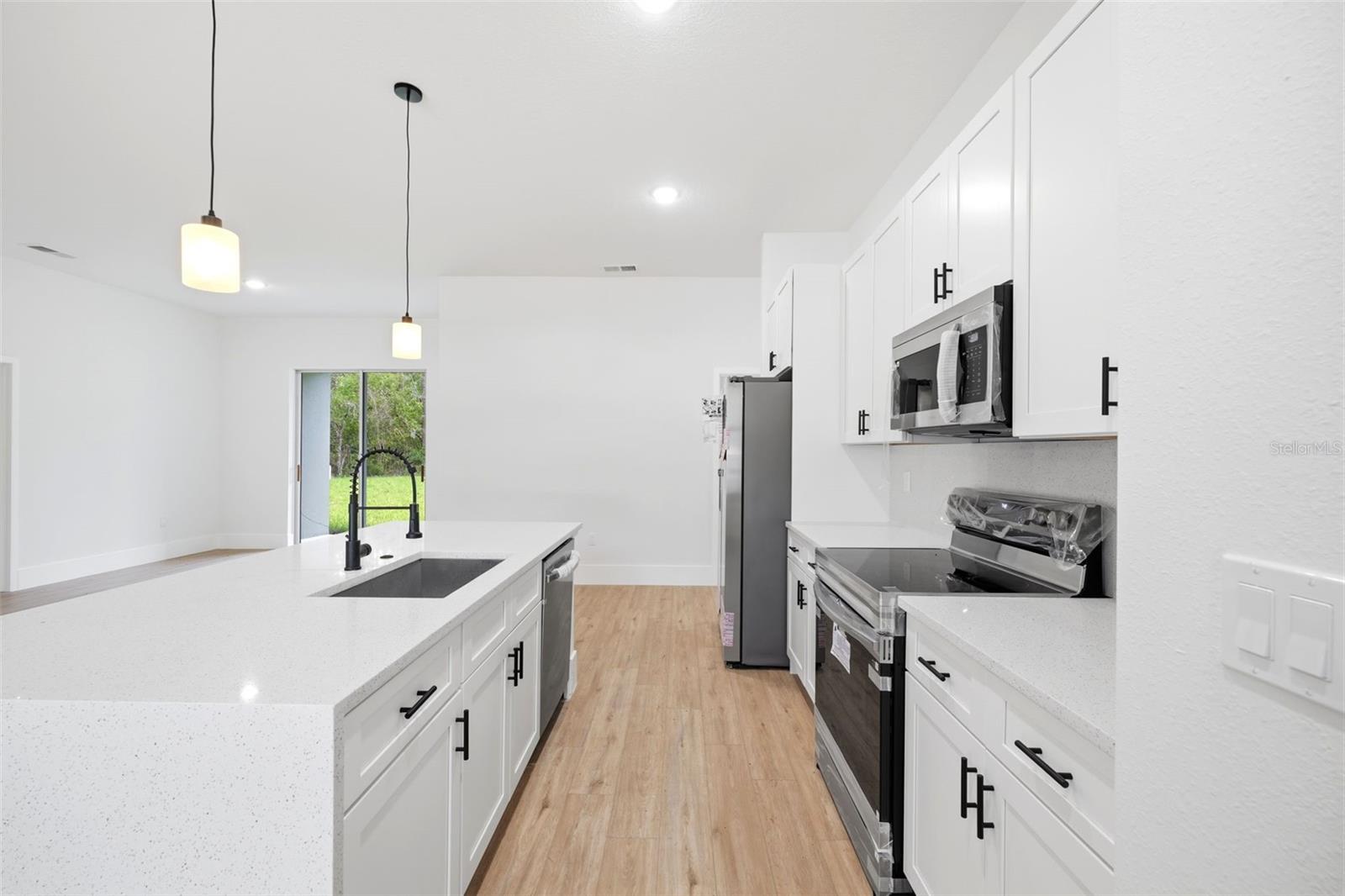 ROLLING HILLS UN 04 - Residential