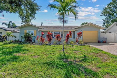 Photo of 10339 111th Street, Largo, FL 33778 (MLS # TB8394040)