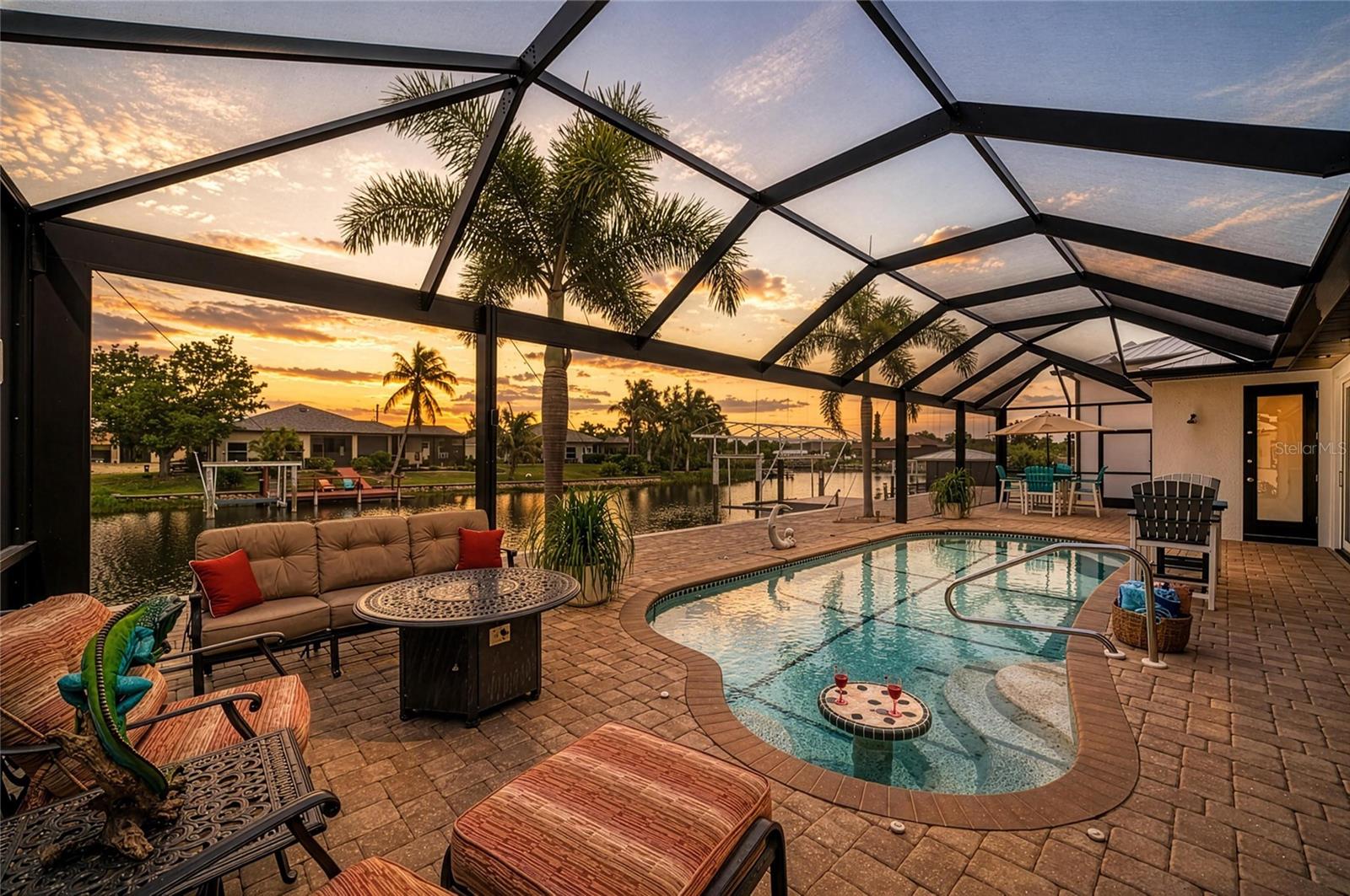 15704 LAKELAND CIRCLE