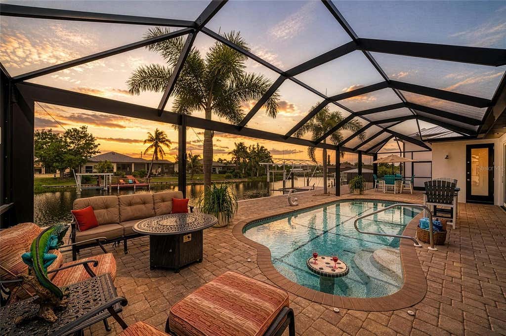 Photo of 15704 Lakeland Circle, Port Charlotte, FL 33981 (MLS # D6147590)