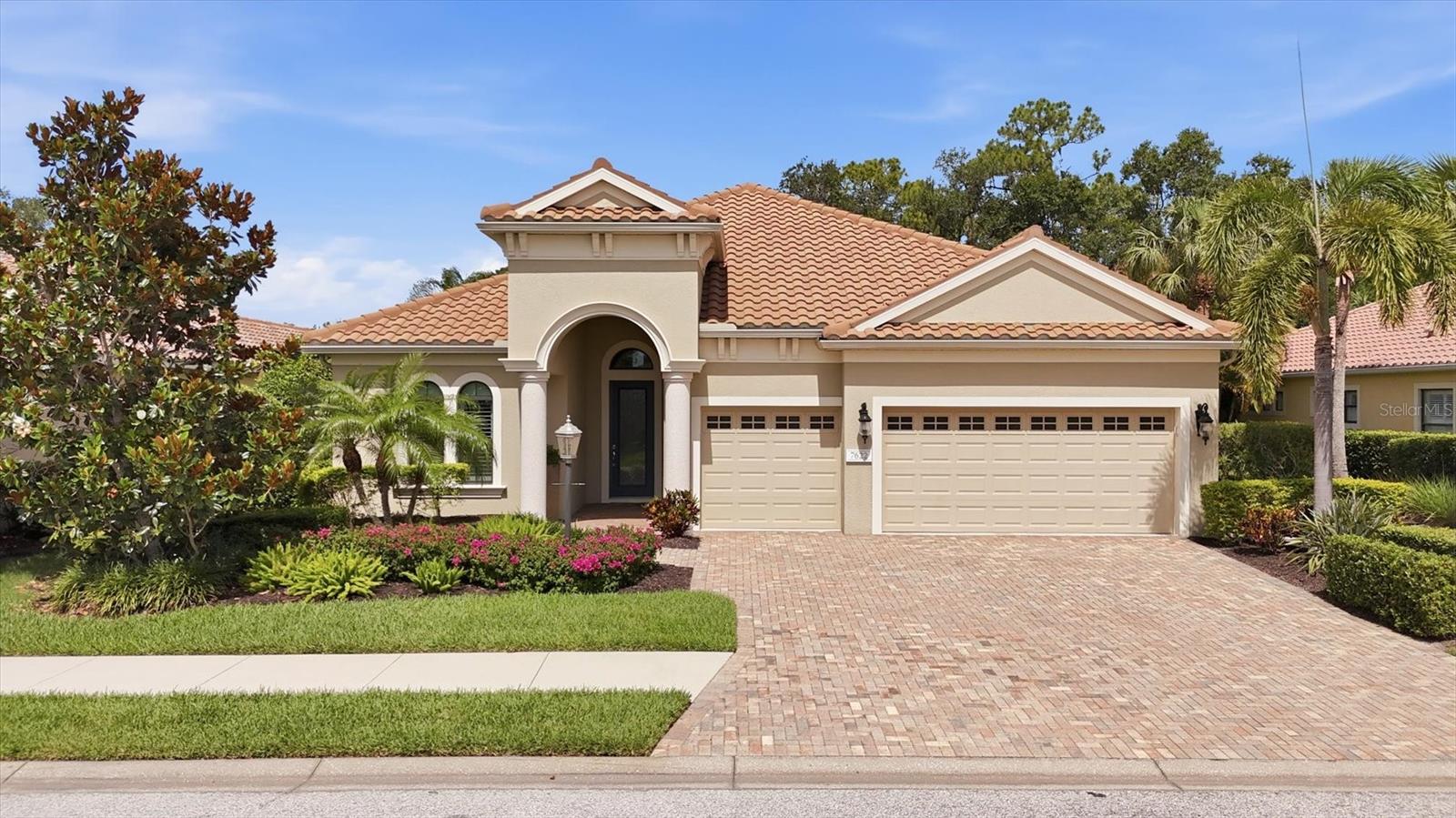 7622 SILVERWOOD COURT