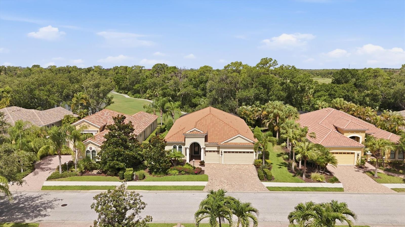 7622 SILVERWOOD COURT