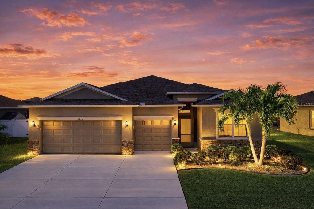 Photo of 2415 Cumberland Cliff Drive, Ruskin, FL 33570 (MLS # TB8469708)