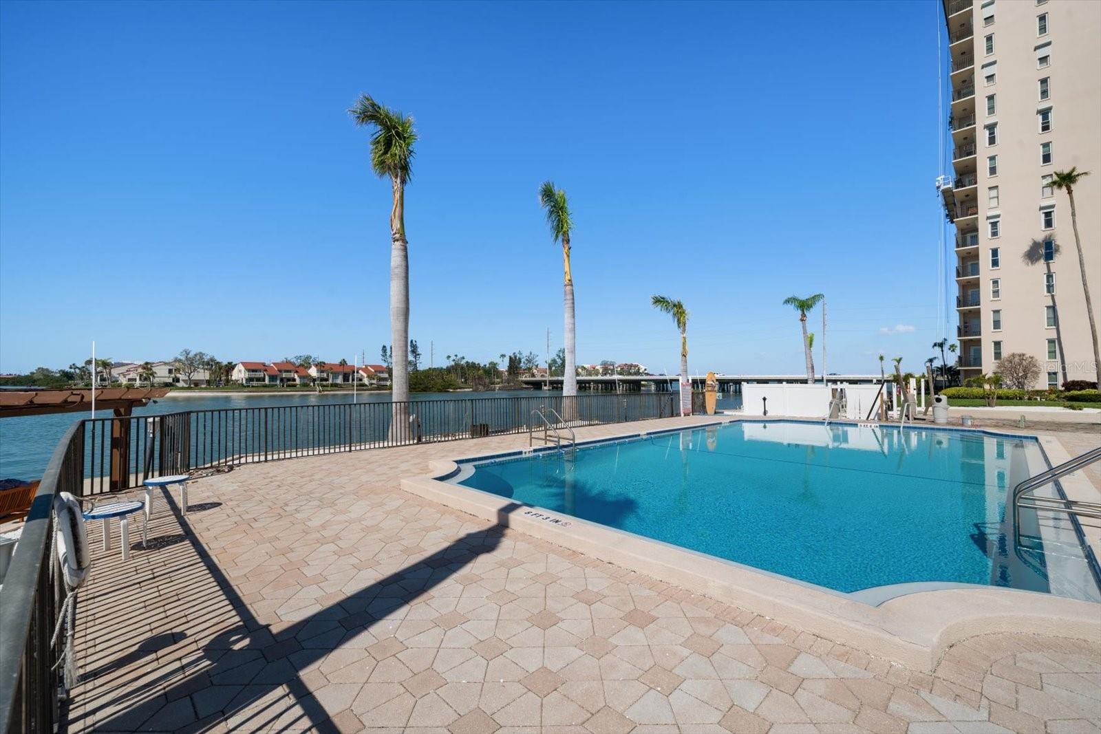 BAYWAY ISLES POINT BRITTANY FOUR - Residential