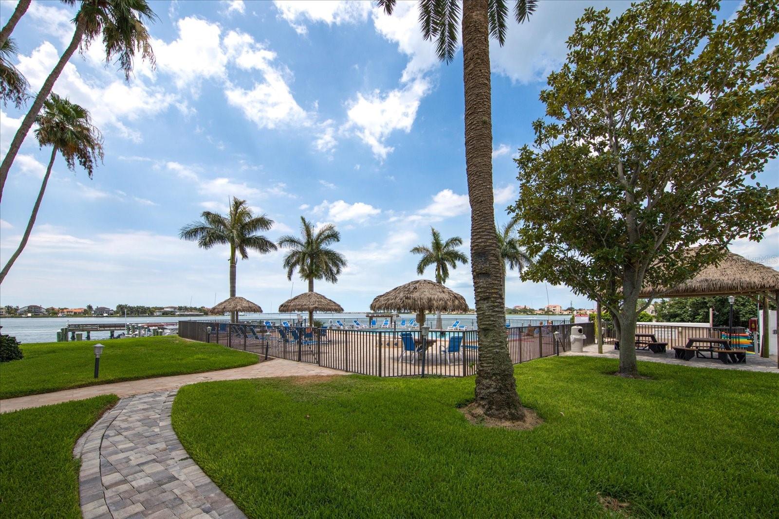 BAYWAY ISLES POINT BRITTANY FOUR - Residential