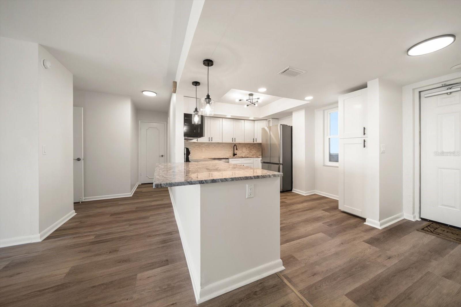 BAYWAY ISLES POINT BRITTANY FOUR - Residential