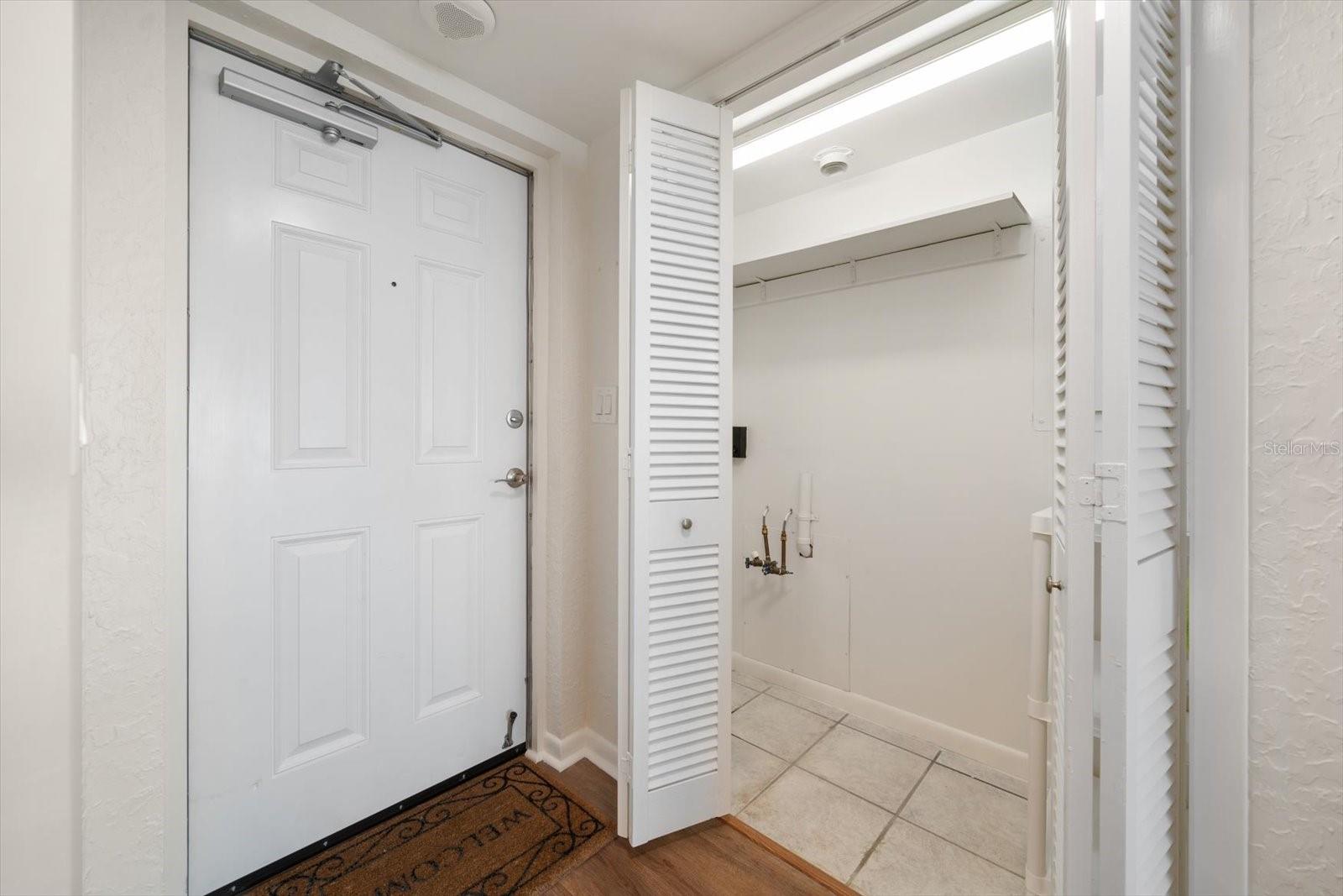 BAYWAY ISLES POINT BRITTANY FOUR - Residential