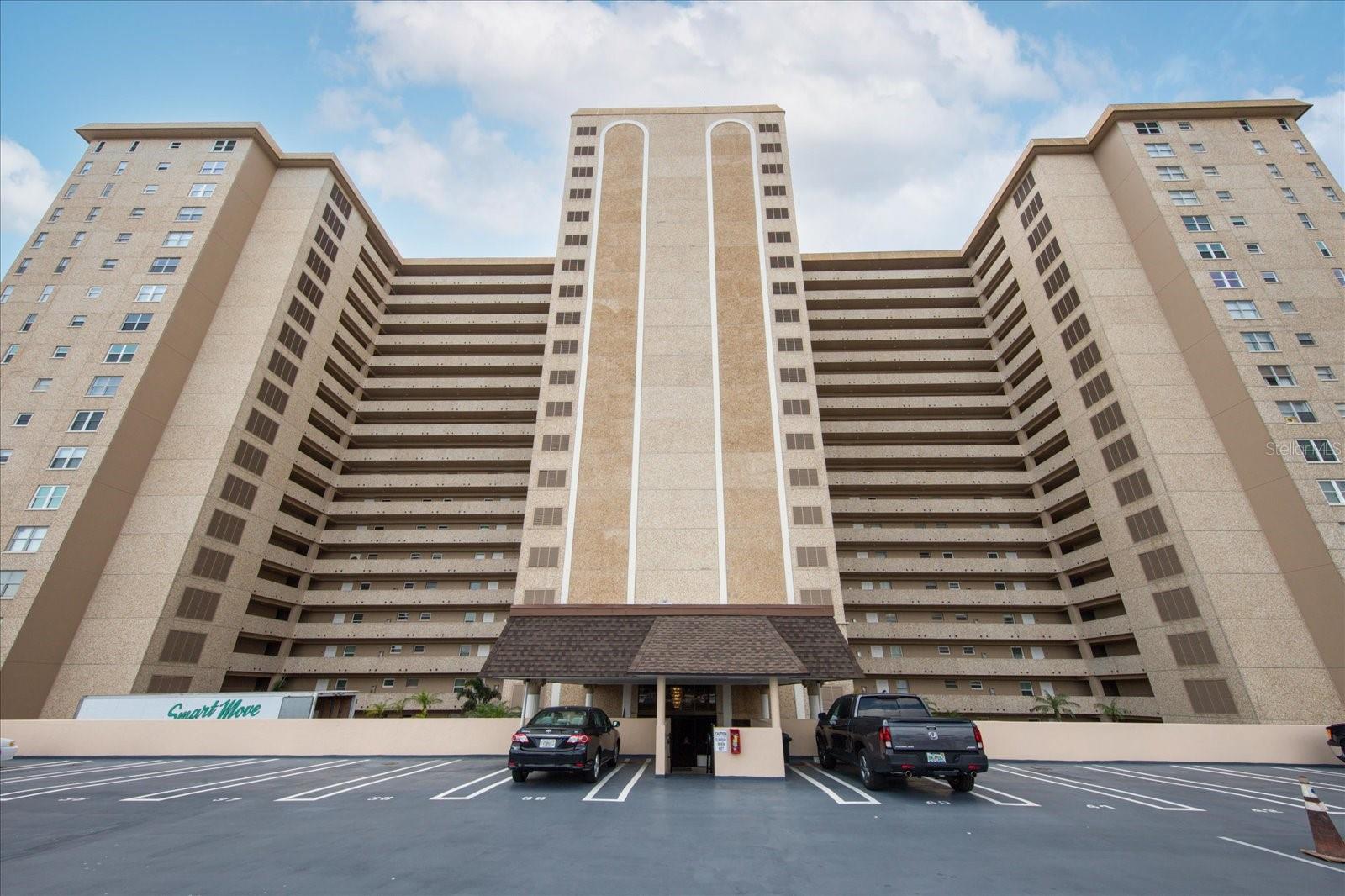 BAYWAY ISLES POINT BRITTANY FOUR - Residential