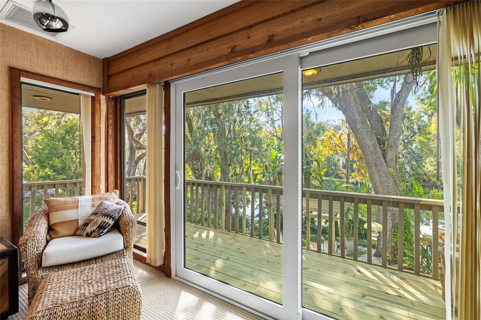 TEMPLE TERRACE ESTATES - Residential